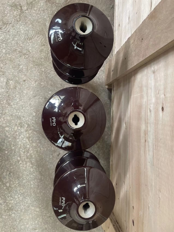 600CD بورسلين C-110 محول الطاقة جلبة عالية الجهد معيار DIN42531