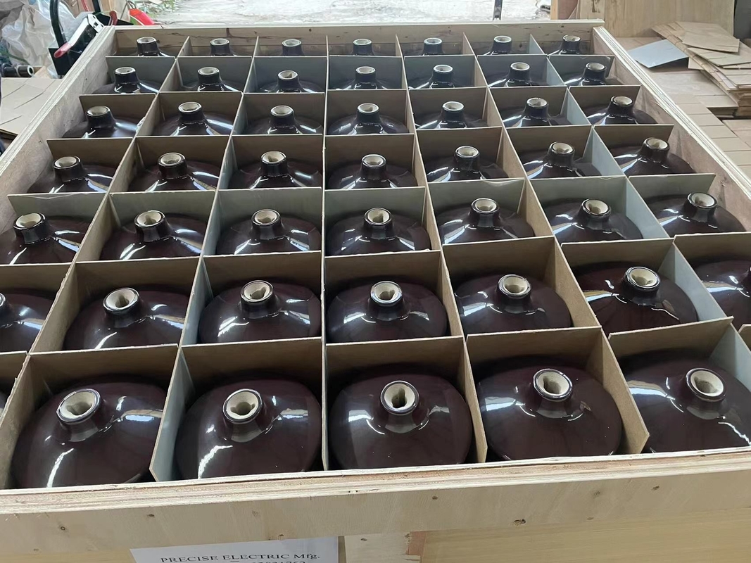 600CD بورسلين C-110 محول الطاقة جلبة عالية الجهد معيار DIN42531