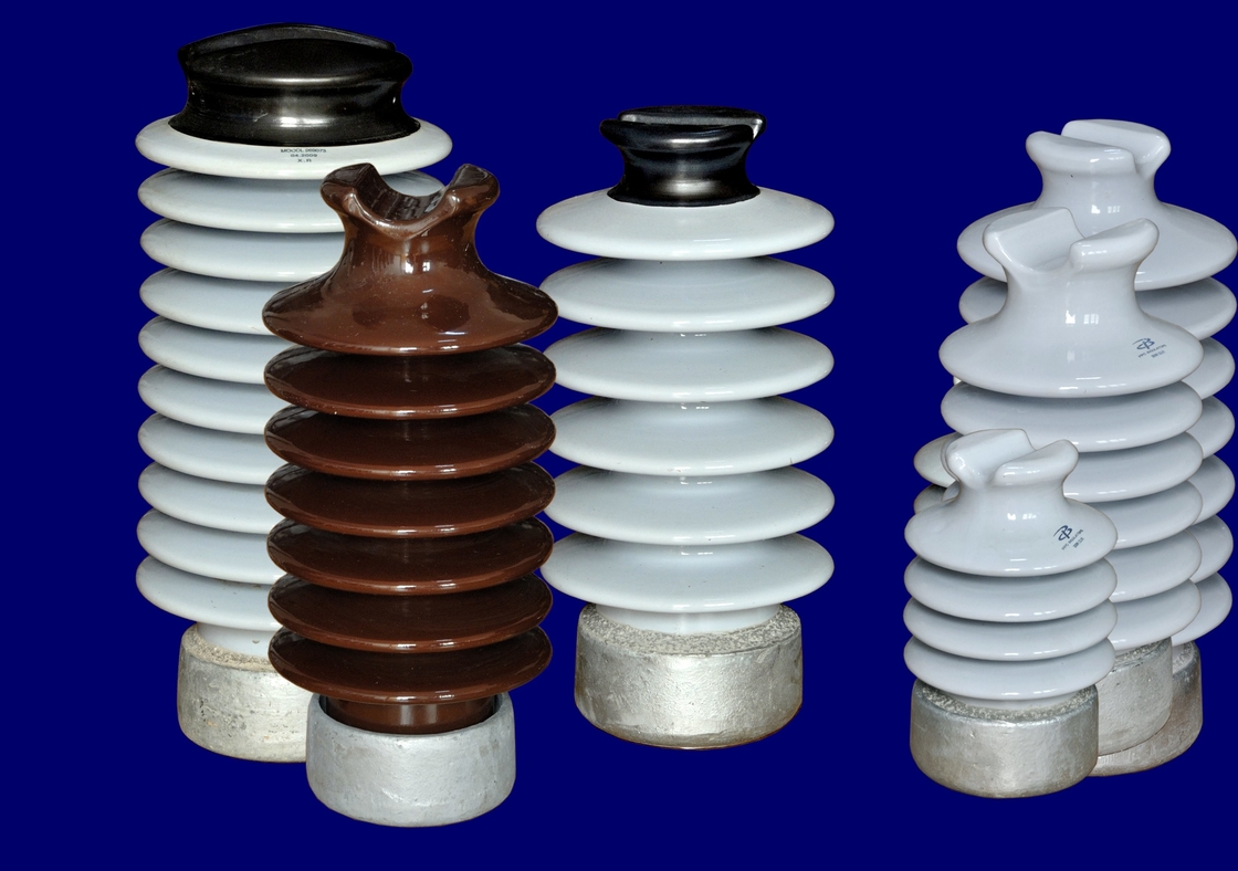 ANSI 57 Series Brown Station Post Insulator OEM ODM متاح