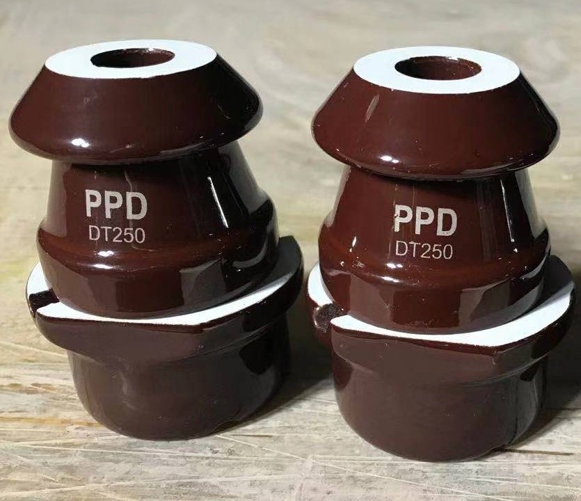 1kV 250A المحولات جلبة الخزف مع البني المزجج