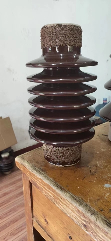 8.9kN محطة Post Porcelain Insulator ANSI TR-208 OEM متاح